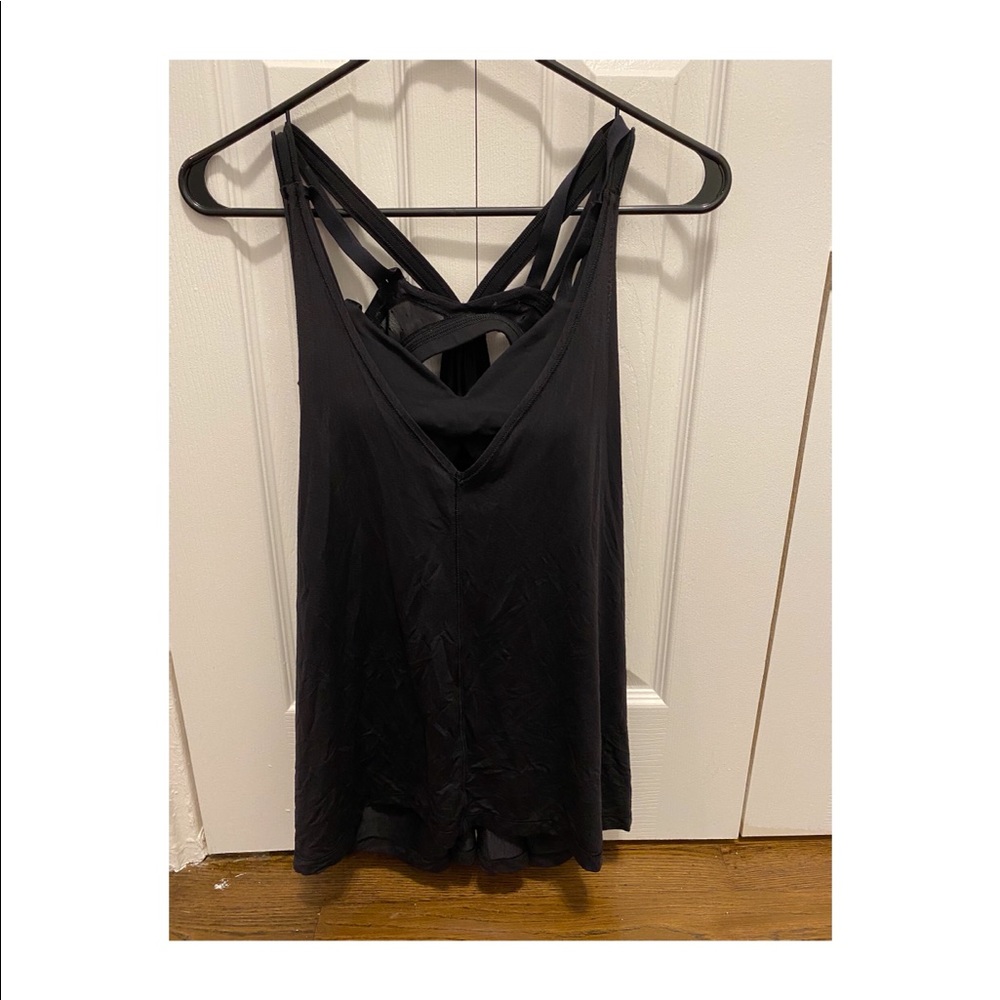 Lululemon Size 4 Black Tanktop with Built-In Bra